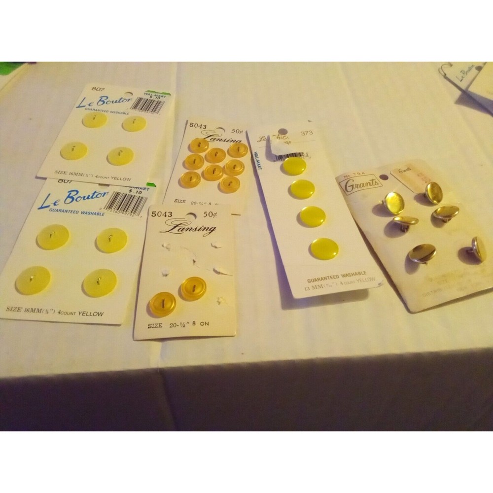 Yellow Button Lot Assorted Sizes 6 Cards Le Bouton